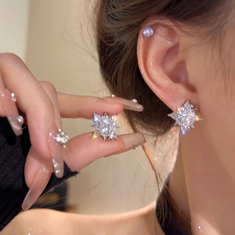 Sparking Snowflake Earrings For Women Shiny Zircon  Firework Exquisite Earring Christmas New Year Party Jewelry - Artigo Importado